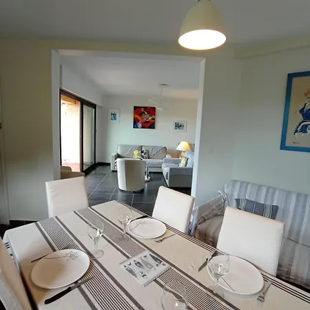 Appartement 5hc61 - T3 Superbe Vue Avec Piscine *