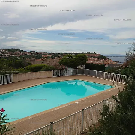 5hc61 - T3 Superbe Vue Avec Piscine Collioure