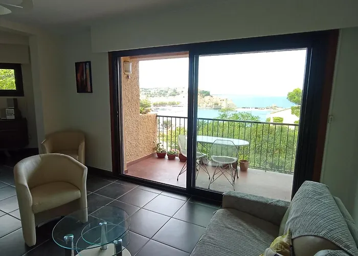 5hc61 - T3 Superbe Vue Avec Piscine * Κολιούρ